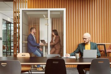 Nowoczesne rozwiązania dla biur: Budki telefoniczne do biura